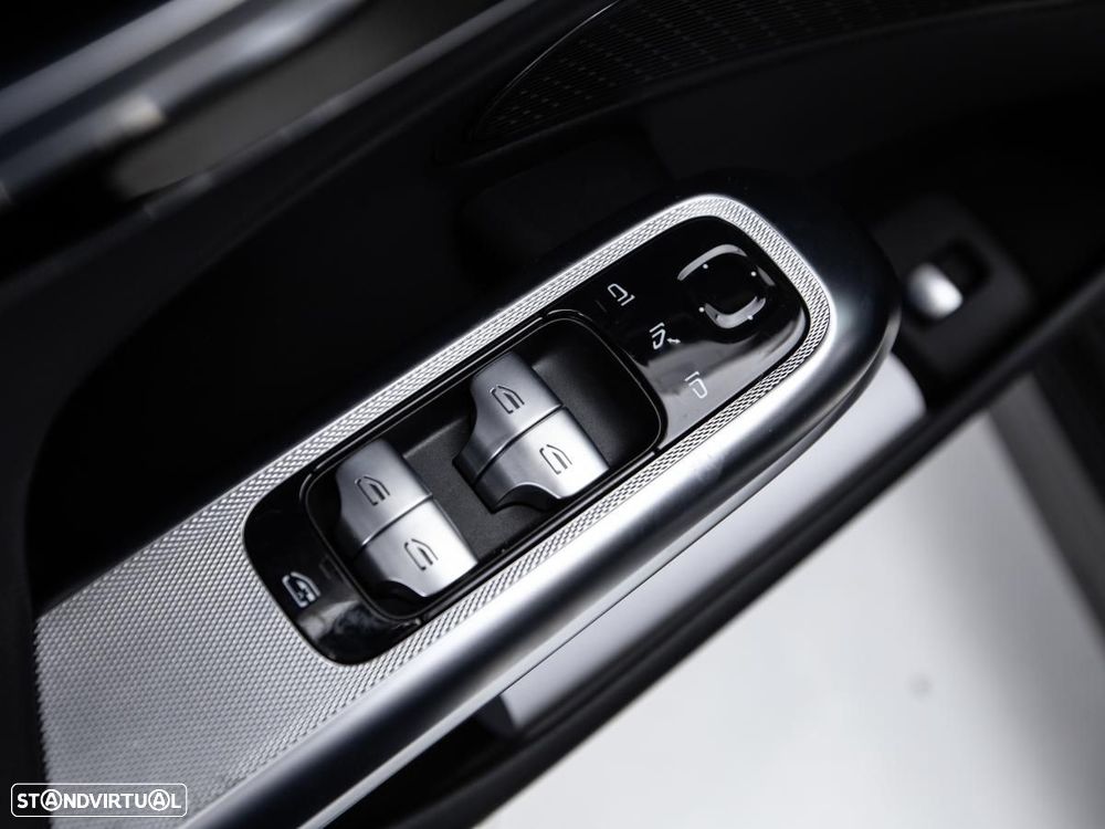 Mercedes-Benz E 300 de — fotografia 18