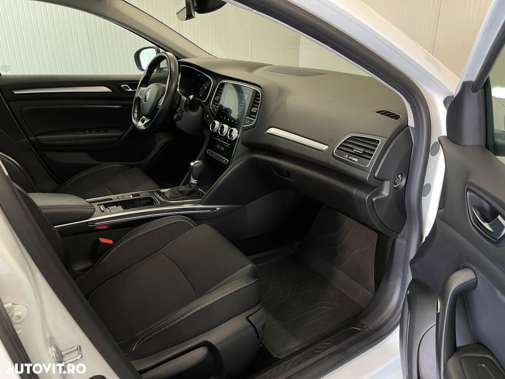 Renault Megane Estate Blue dCI EDC Intens - 9