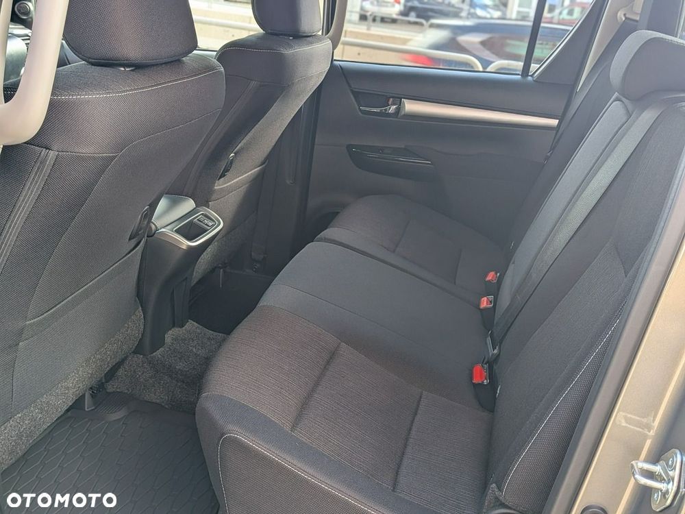 Toyota Hilux - 19