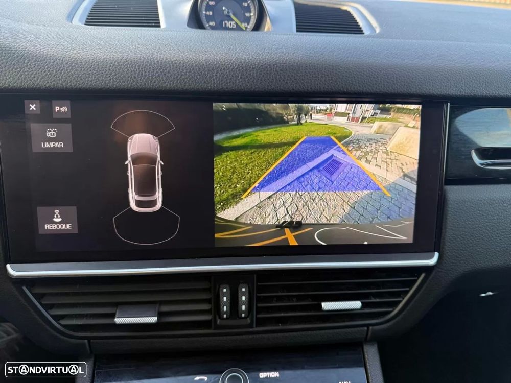 Porsche Cayenne Coupé E-Hybrid - 24