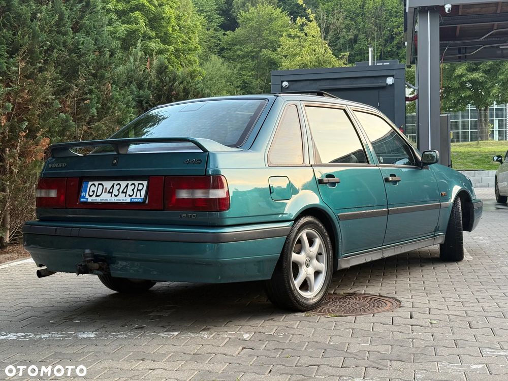 Volvo Seria 400 - 8
