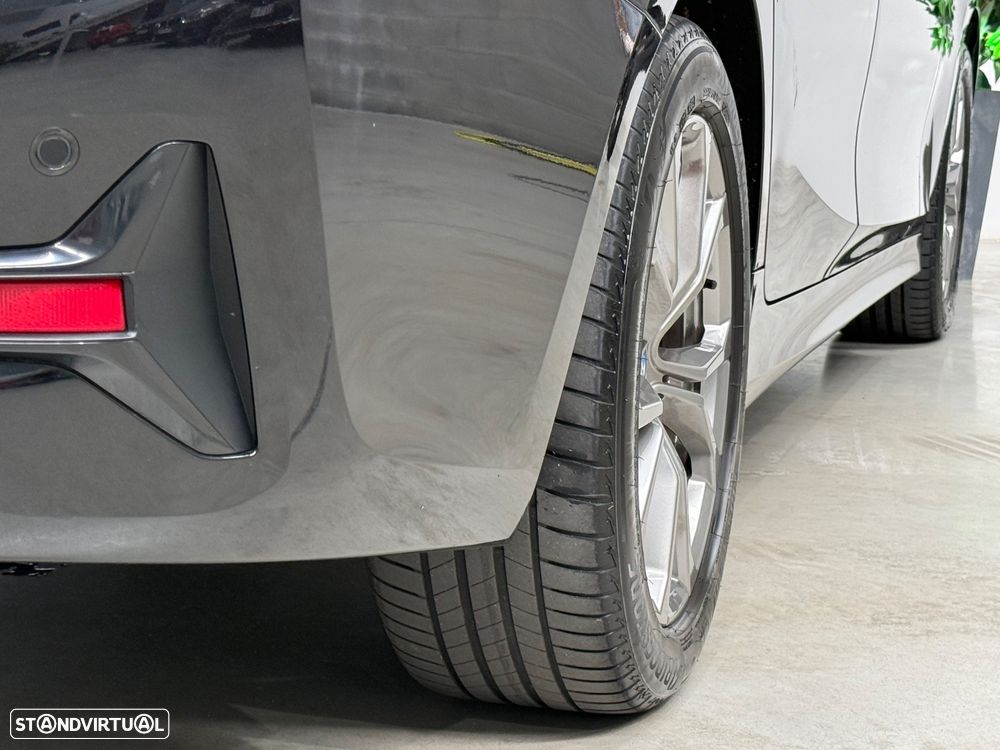BMW 320 e Line Sport Auto - 44