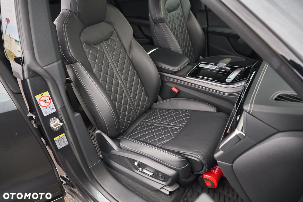 Audi SQ8 - 25