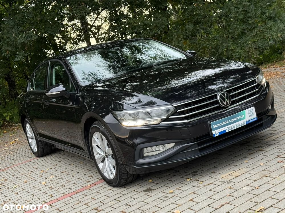 Volkswagen Passat - 34