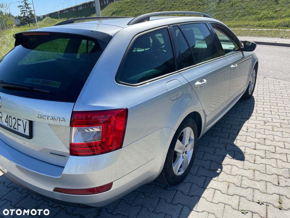 Skoda Octavia 1.6 TDI Greenline - 8