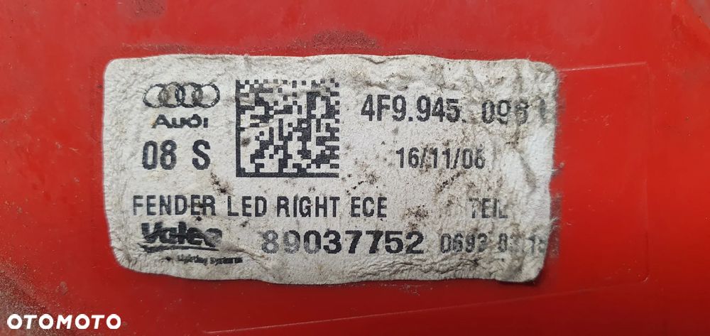 Lampa prawy tył tylna prawa w błotnik LED Audi A6 C6 Kombi 4F9945096H - 7