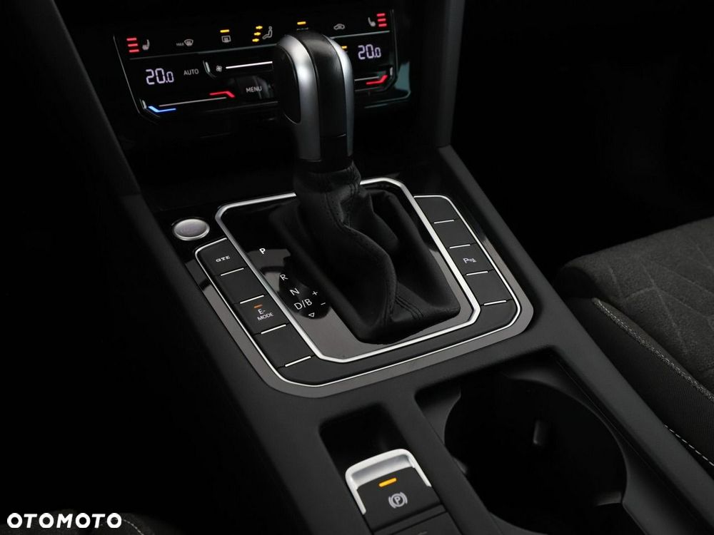 Volkswagen Passat Variant 1.4 TSI DSG GTE - 32