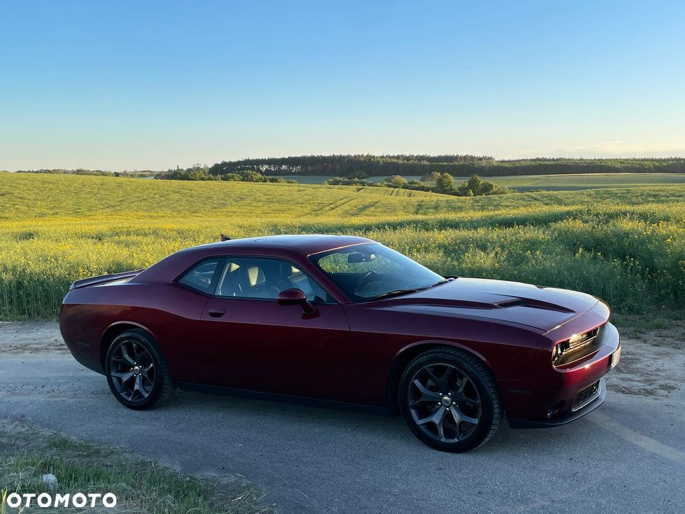 Dodge Challenger ver-3-6-sxt-plus - 4