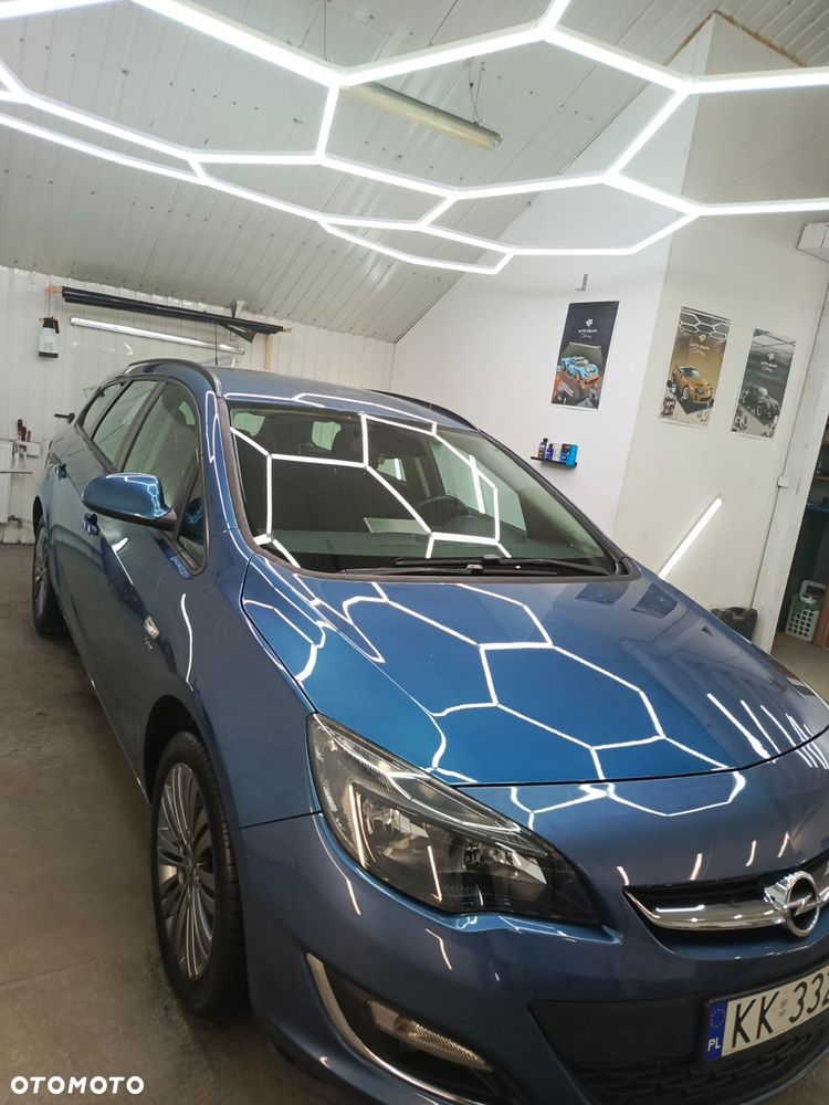 Opel Astra 1.4 T Cosmo - 2