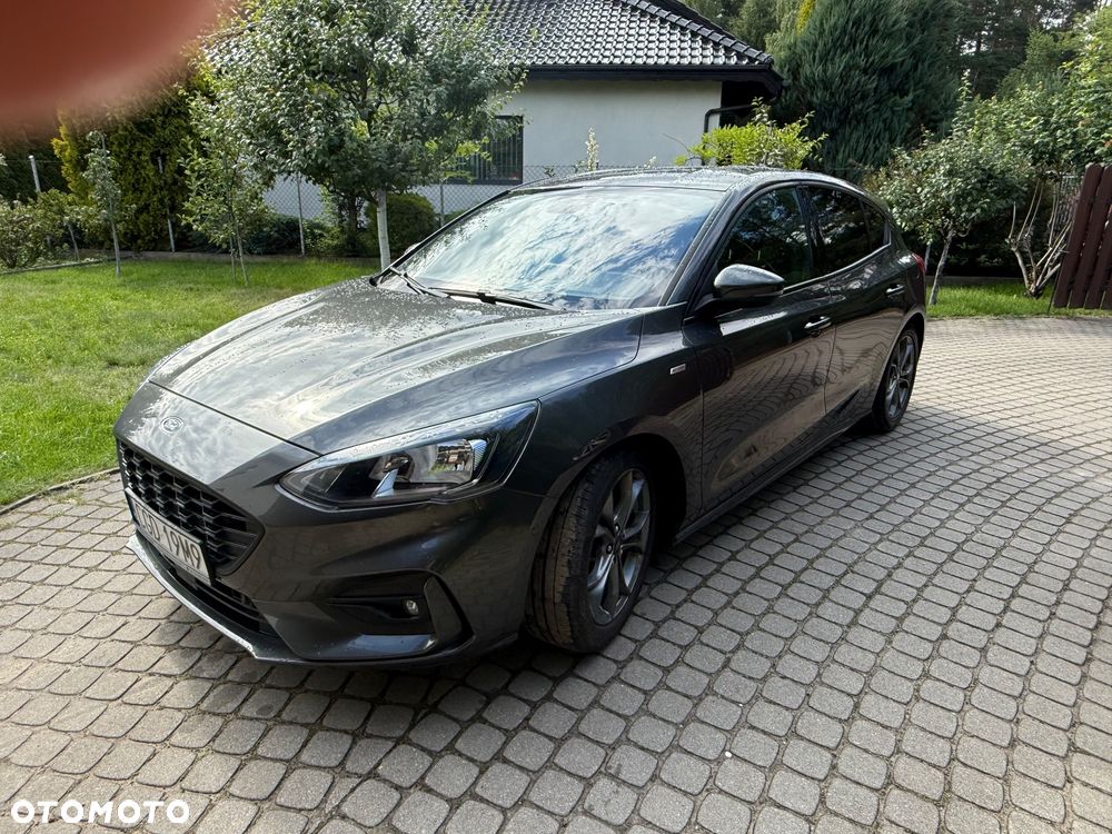 Ford Focus 1.5 EcoBoost ST-Line - 1