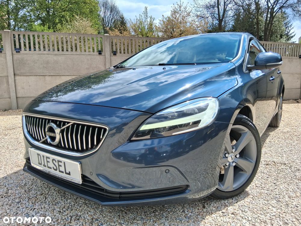 Volvo V40 D2 Inscription - 1