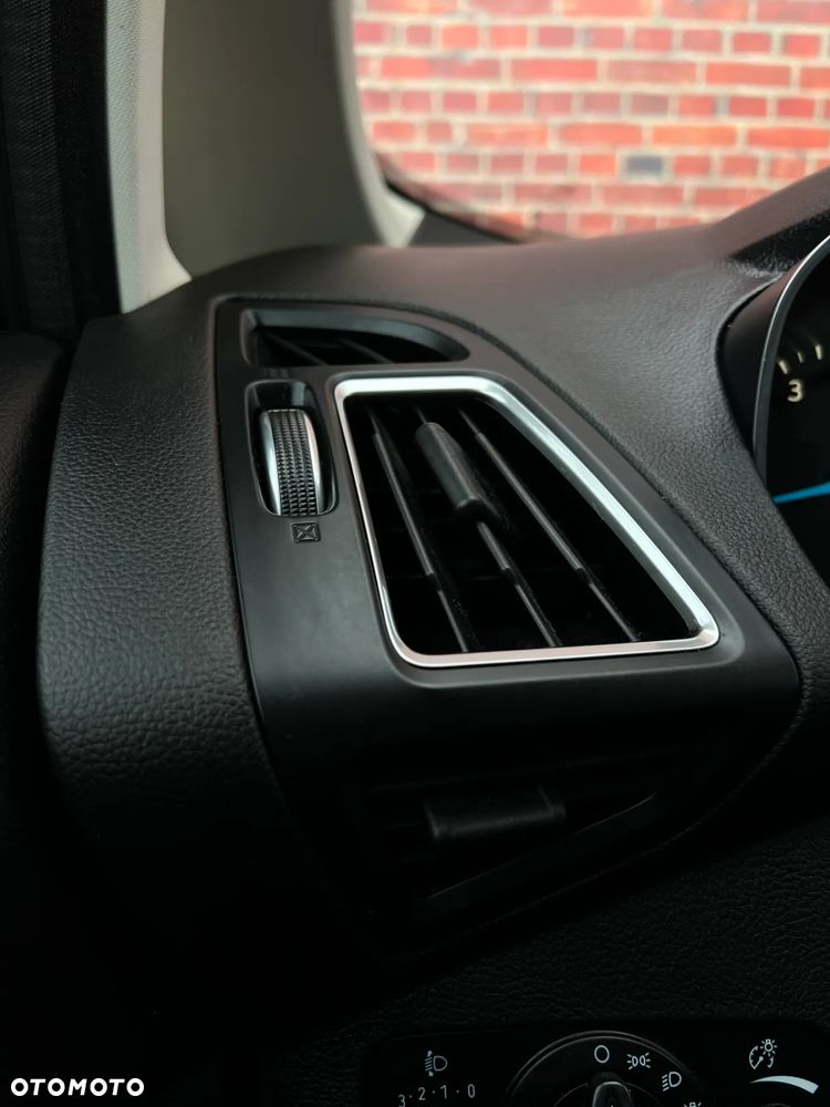 Ford C-MAX 1.5 EcoBoost Titanium ASS - 29