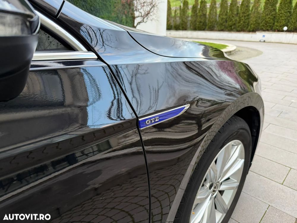 Volkswagen Passat - 28