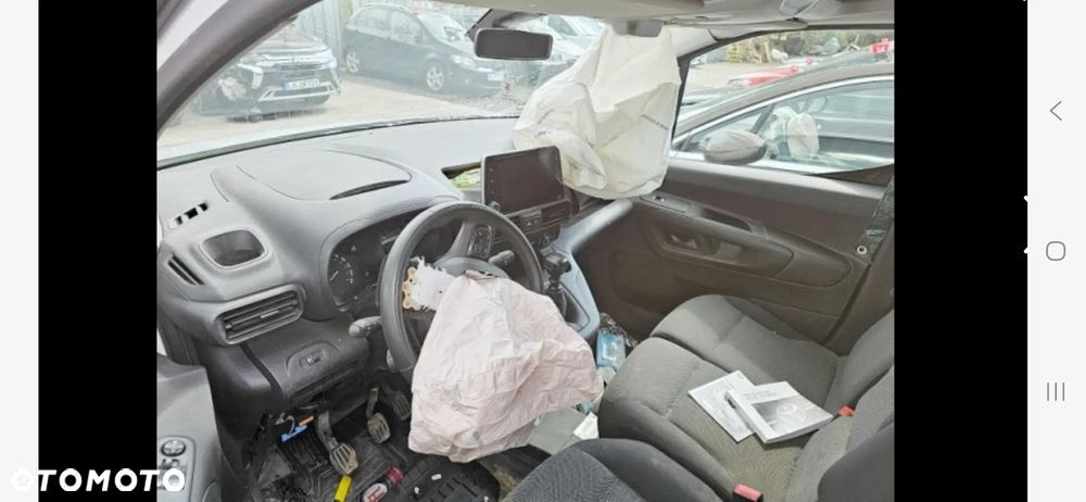 Toyota Proace City - 8