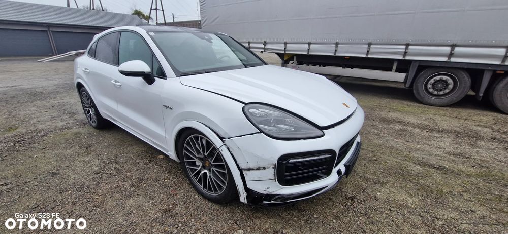 Porsche Cayenne E-Hybrid Tiptronic S Black Edition - 1