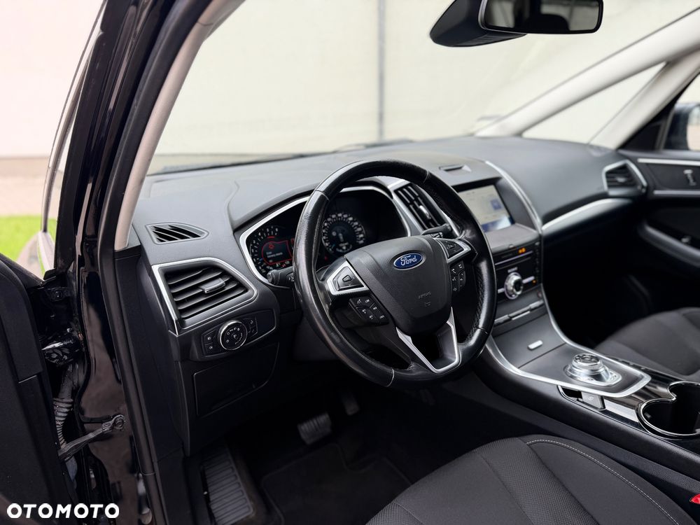 Ford S-Max 2.0 TDCi Titanium PowerShift - 7