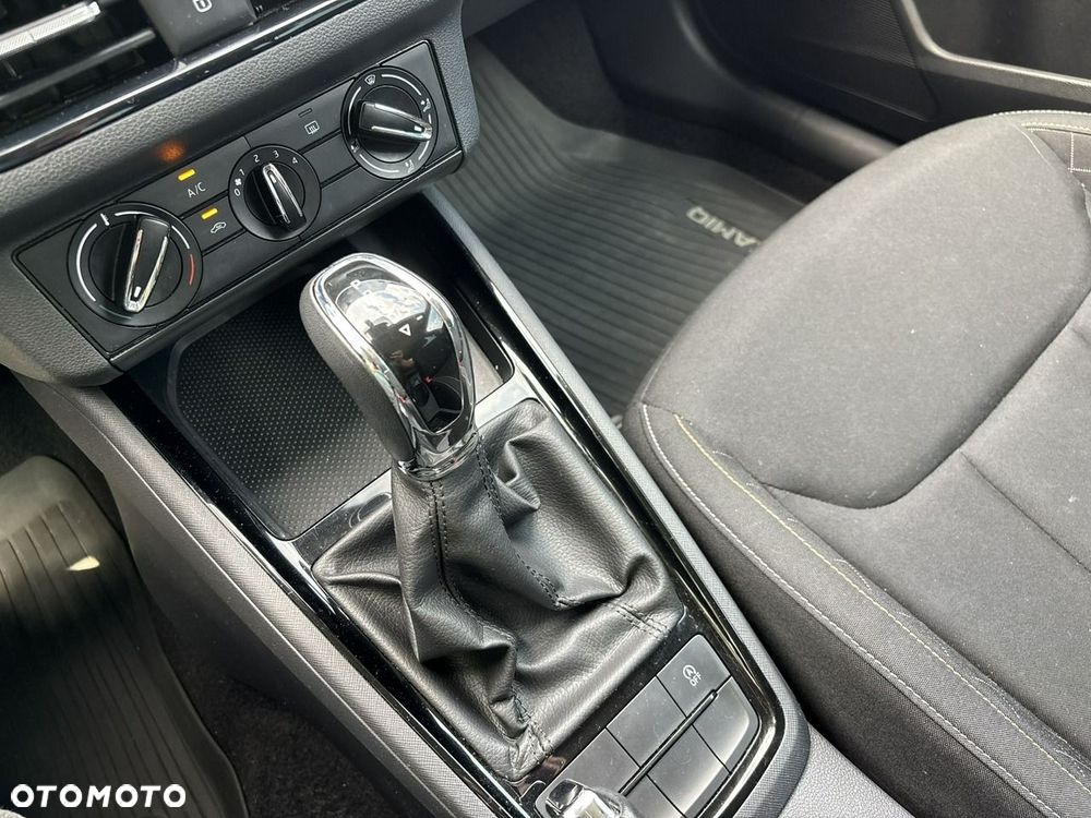 Skoda Kamiq 1.0 TSI Ambition DSG - 25