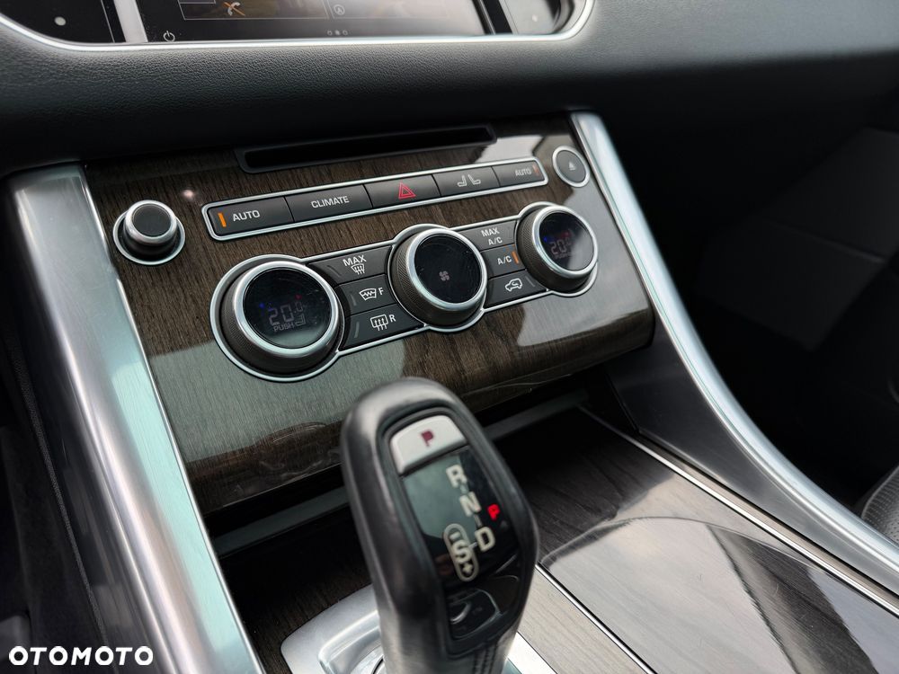 Land Rover Range Rover - 34
