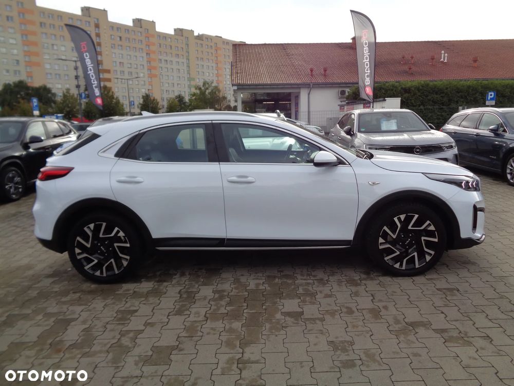 Kia XCeed 1.5 T-GDI Business Line DCT - 8