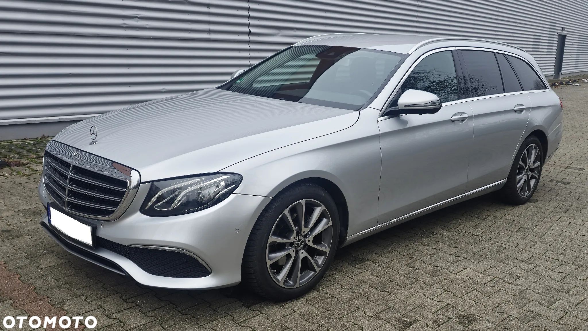 Mercedes-Benz Klasa E 220 d T 9G-TRONIC Exclusive - 1