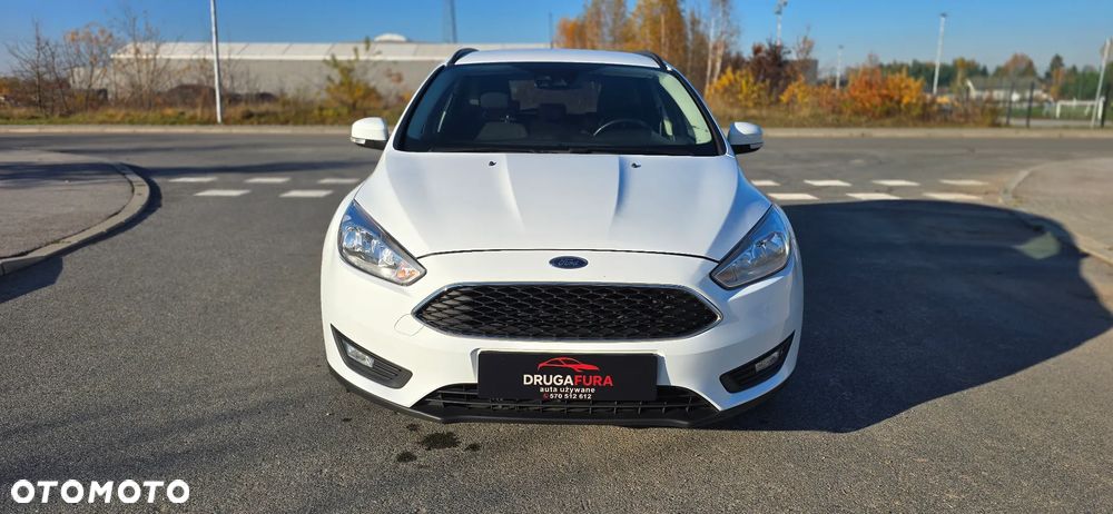 Ford Focus 1.5 TDCi DPF Start-Stopp-System Titanium - 9