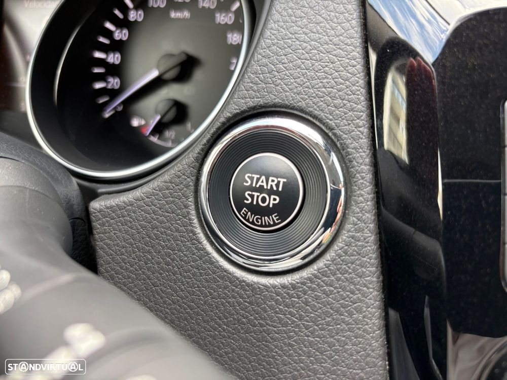 Nissan Qashqai 1.2 DIG-T N-Connecta RS+PS 18 - 18