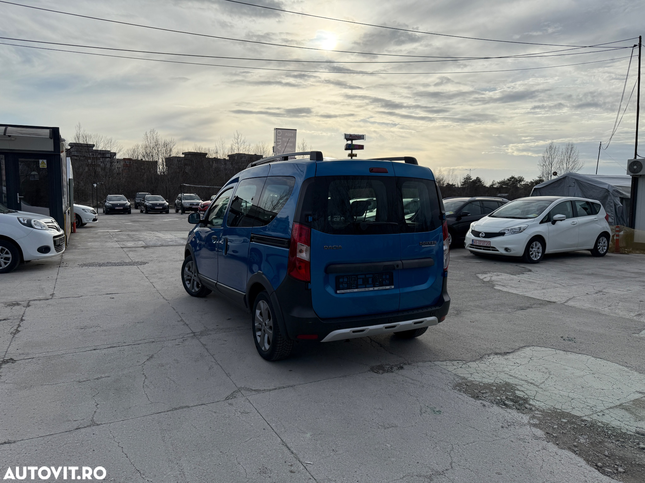 Dacia Dokker 1.2 TCe 115 CP Stepway - 4