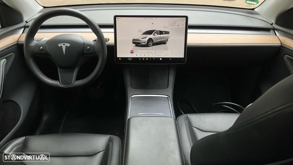 Tesla Model Y Long Range Dual Motor AWD - 10