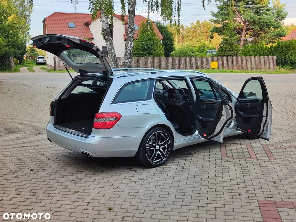 Mercedes-Benz Klasa E 200 CDI DPF BlueEFFICIENCY Automatik Avantgarde - 32