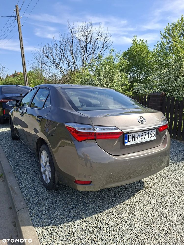 Toyota Corolla 1.6 Premium MS - 6