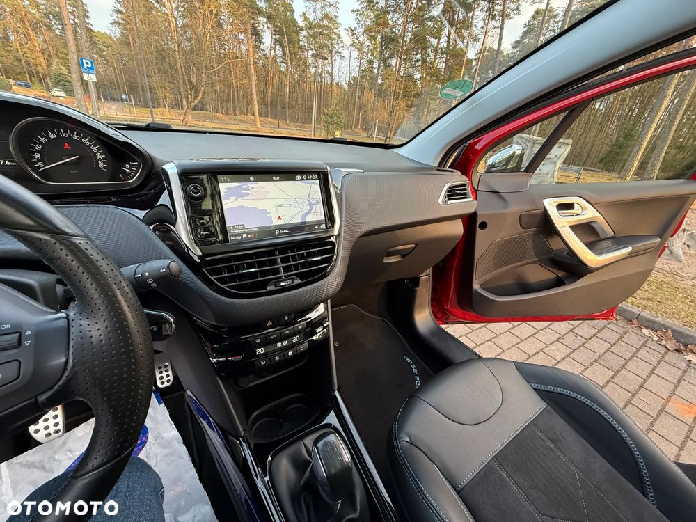 Peugeot 2008 PureTech 110 Stop&Start Crossway - 31