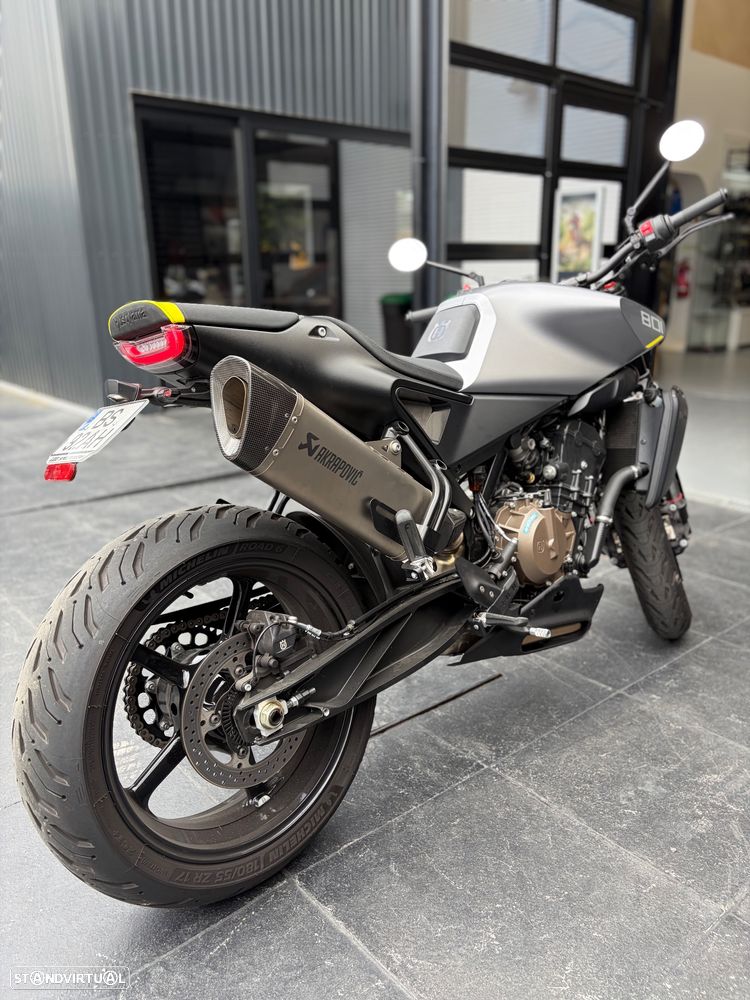 Husqvarna Vitpilen 701 - 4