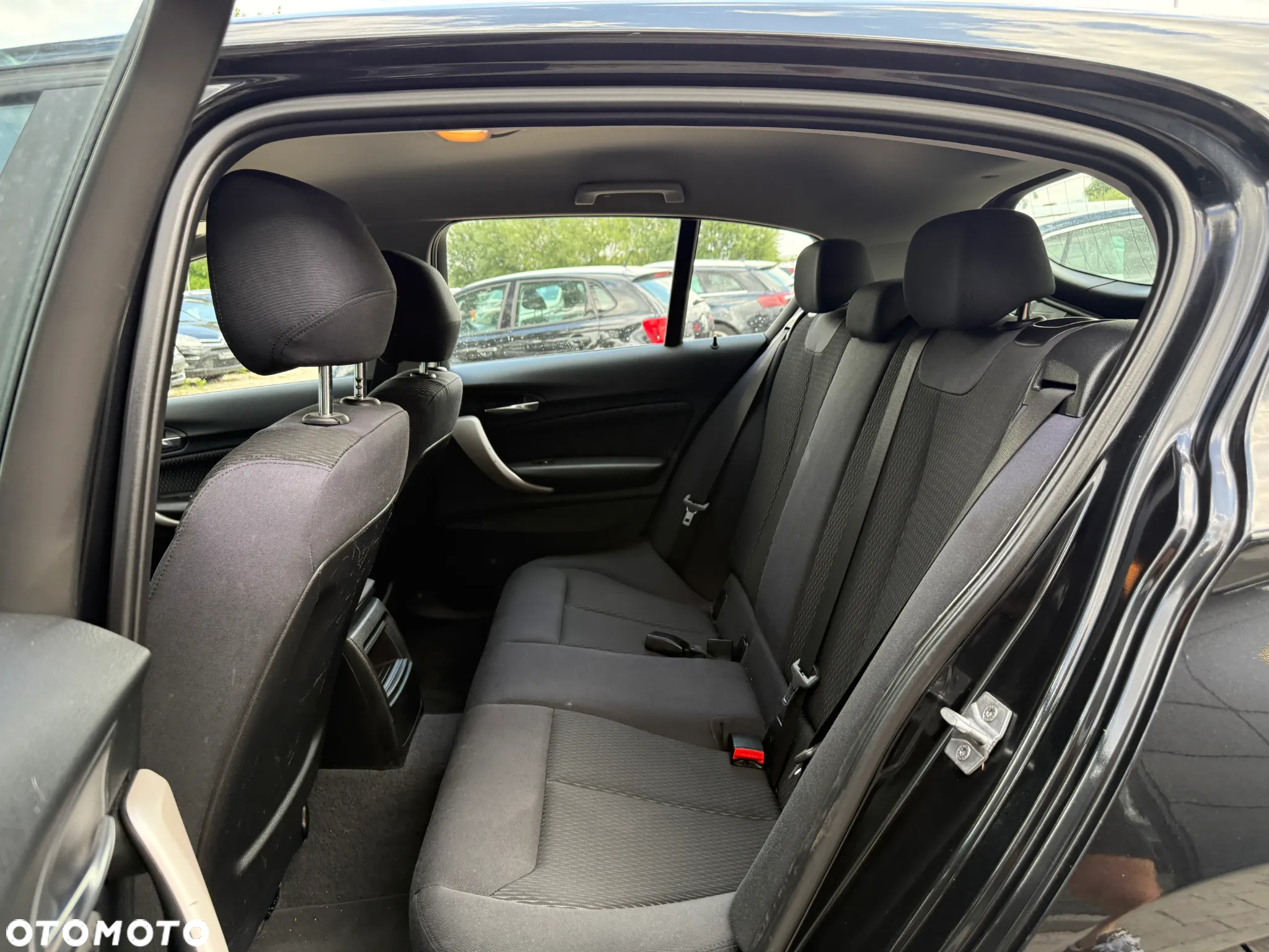 BMW Seria 1 114i - 29