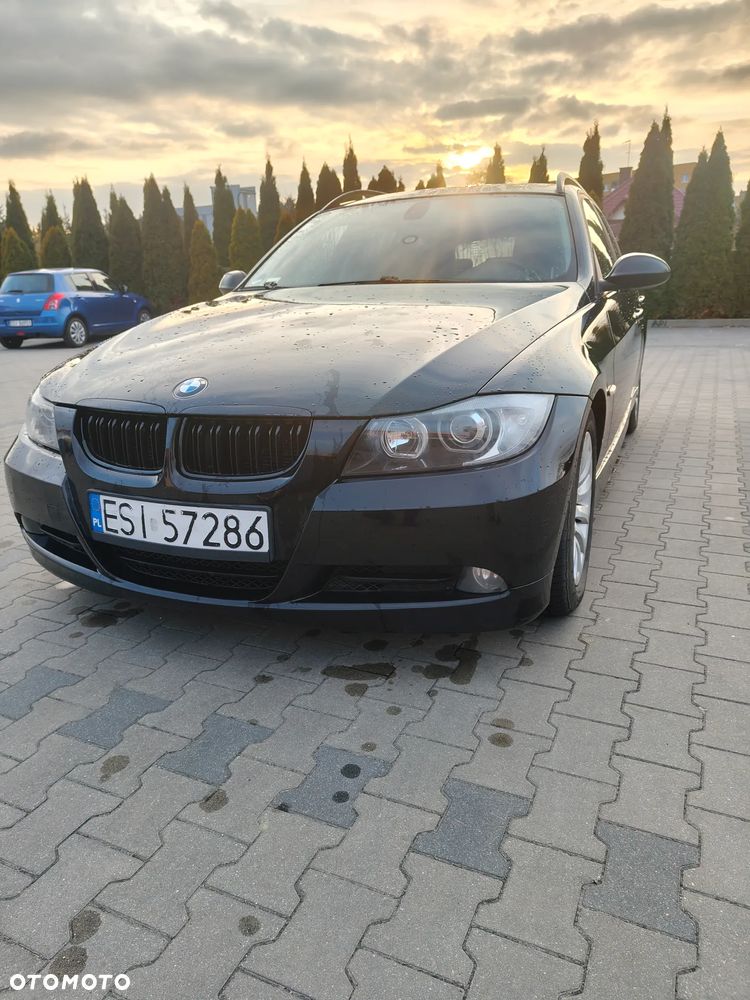 BMW Seria 3 320d DPF - 1