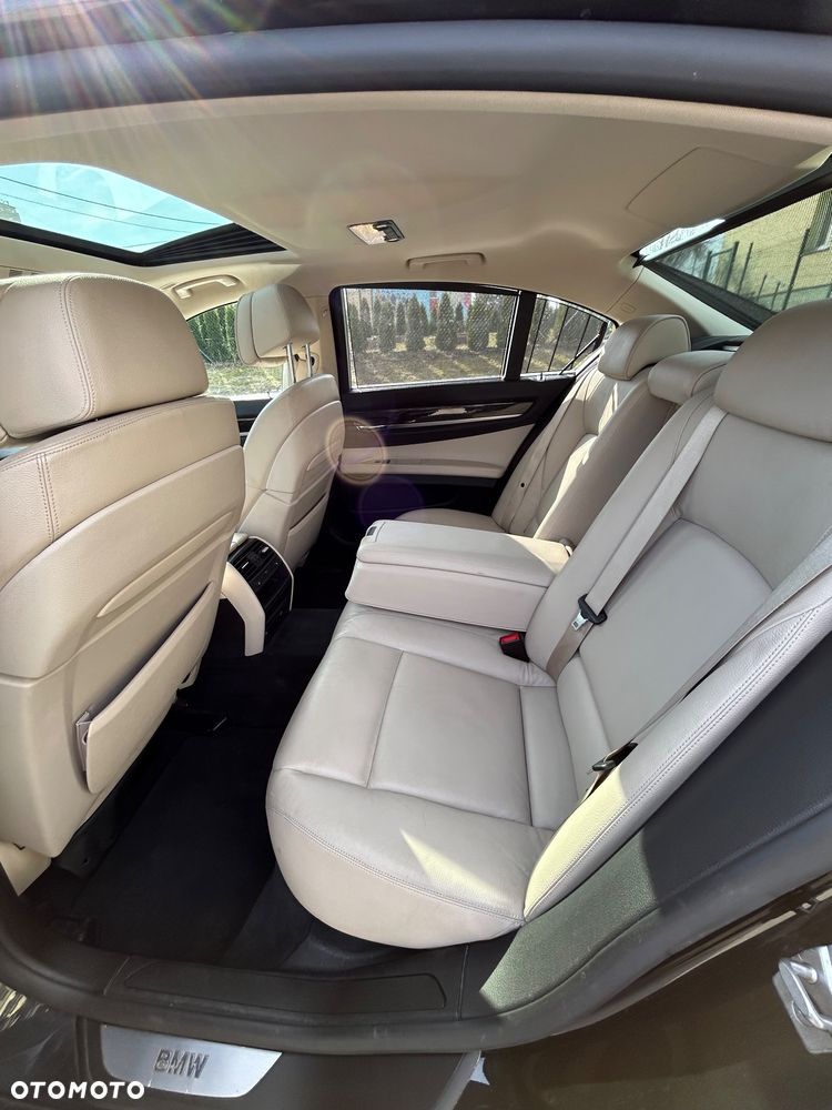 BMW Seria 7 730Ld - 19