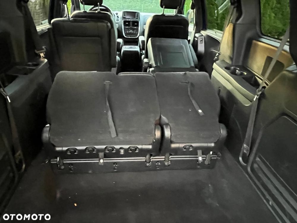 Dodge Grand Caravan 3.6 R/T - 29