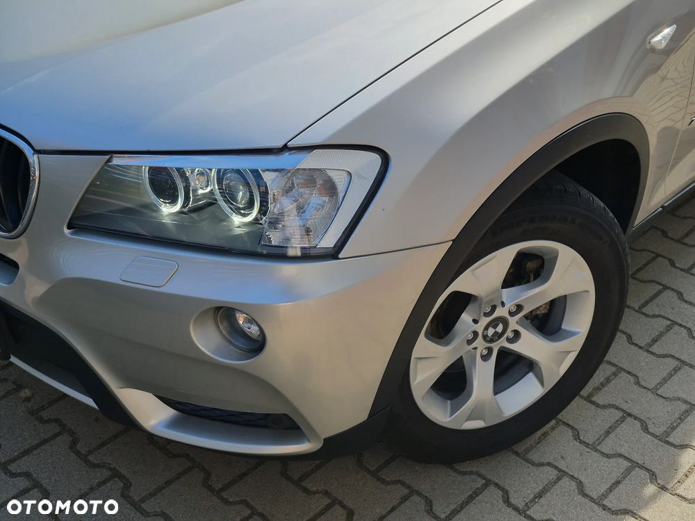 BMW X3 xDrive20d - 23
