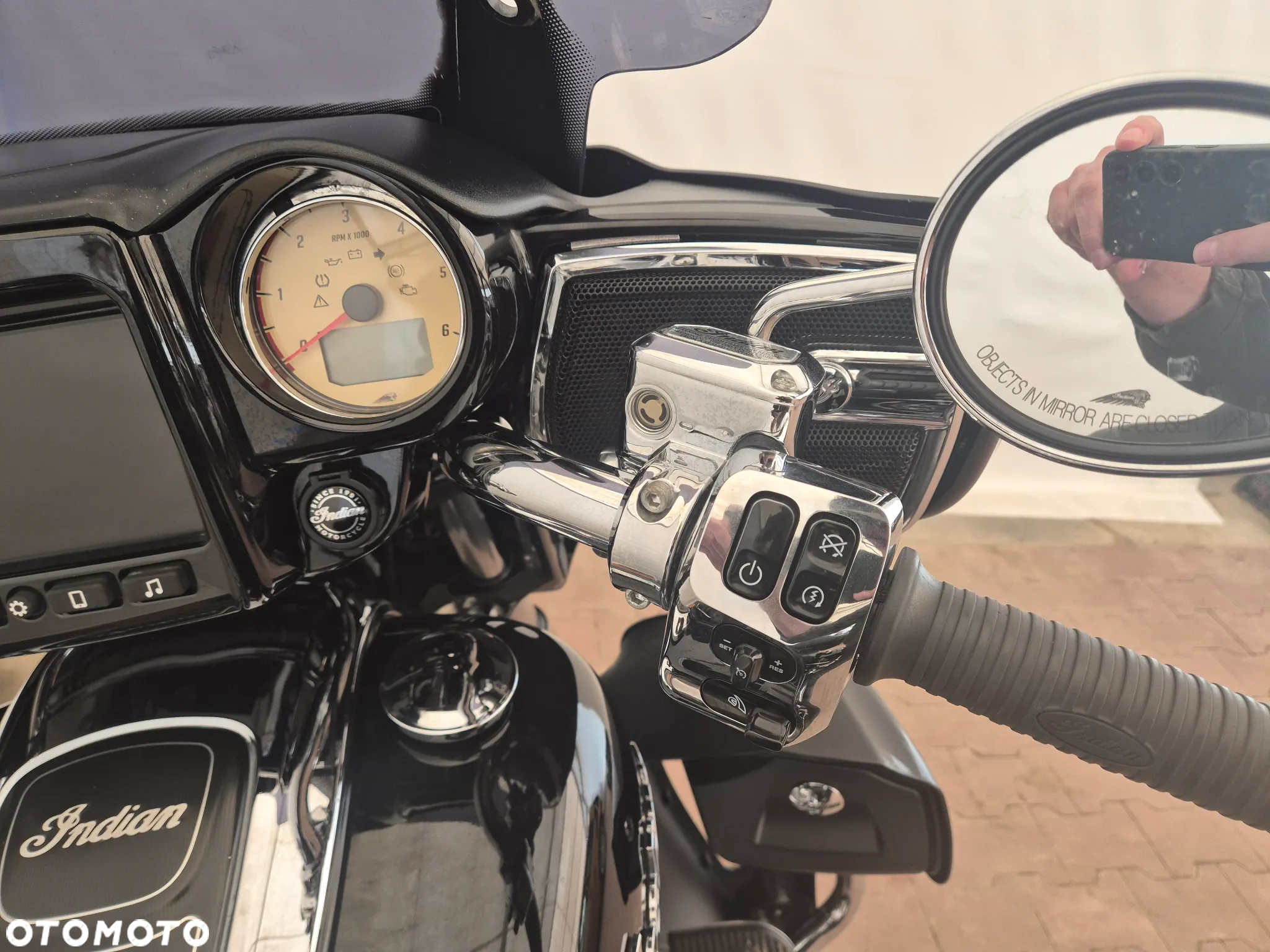 Indian Roadmaster - 23