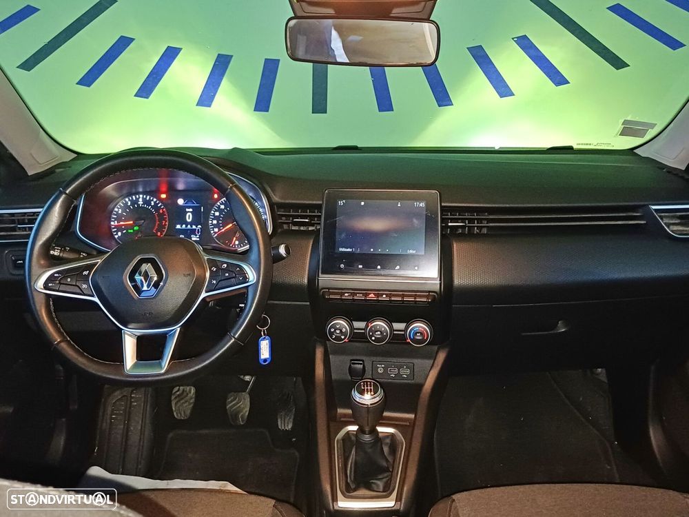 Renault Clio - 7