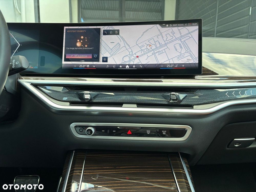 BMW X7 - 31