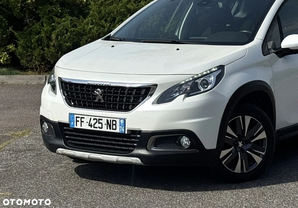 Peugeot 2008 PureTech 110 GPF Stop&Start EAT6 Allure - 2
