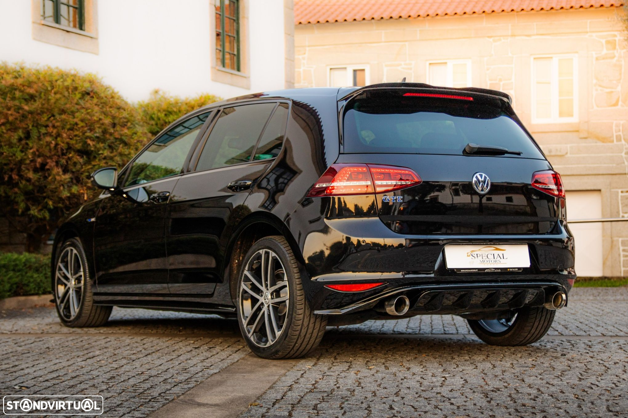 VW Golf 1.4 GTE Plug-In-Hybrid DSG - 11