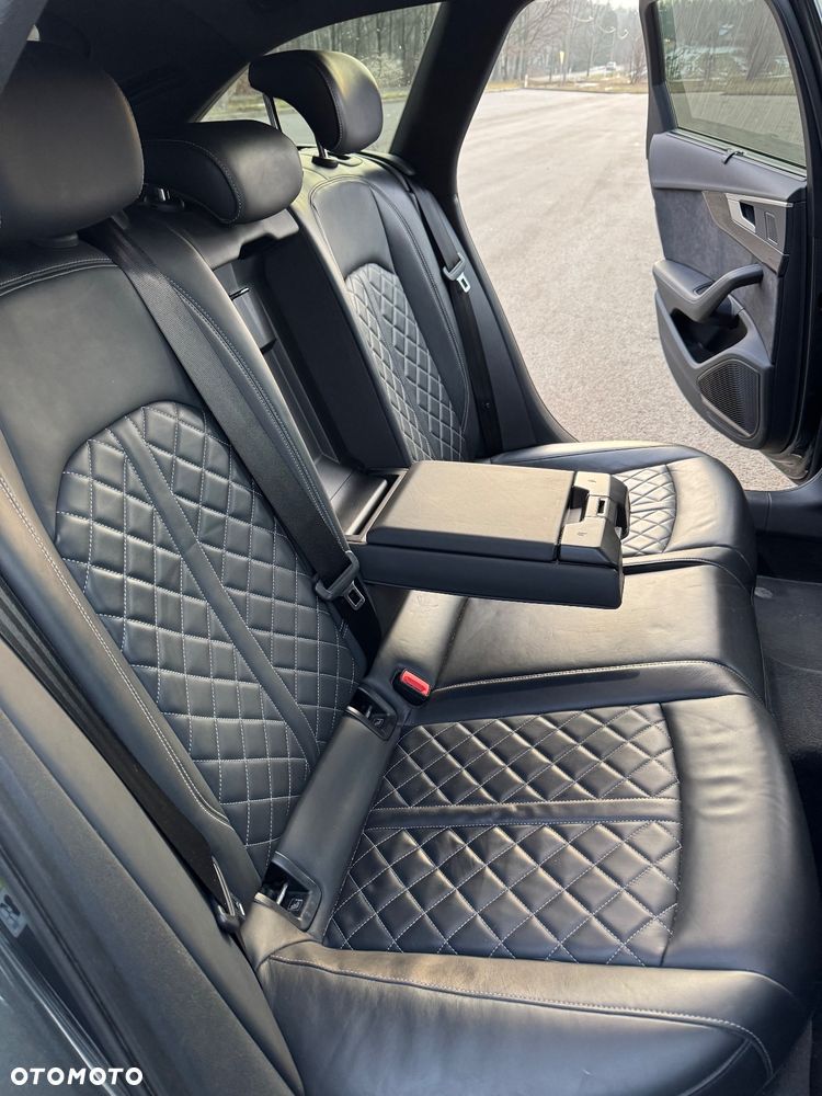 Audi S4 Limousine - 18