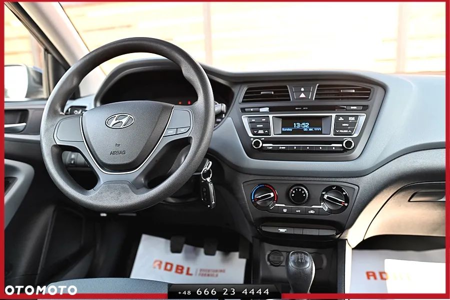 Hyundai i20 1.2 Pure - 18