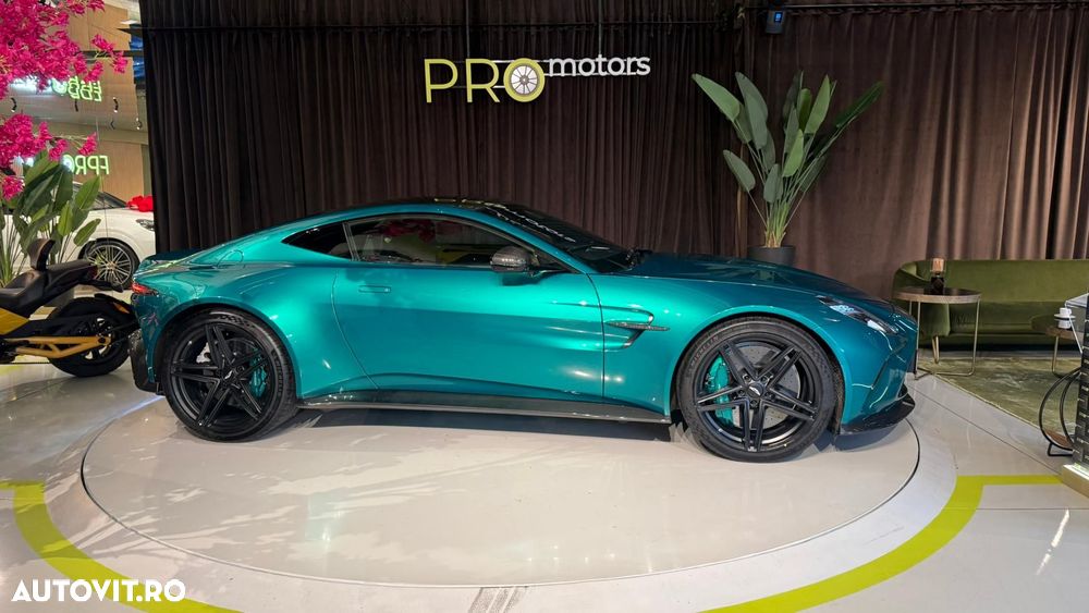 Aston Martin V8 Vantage - 4