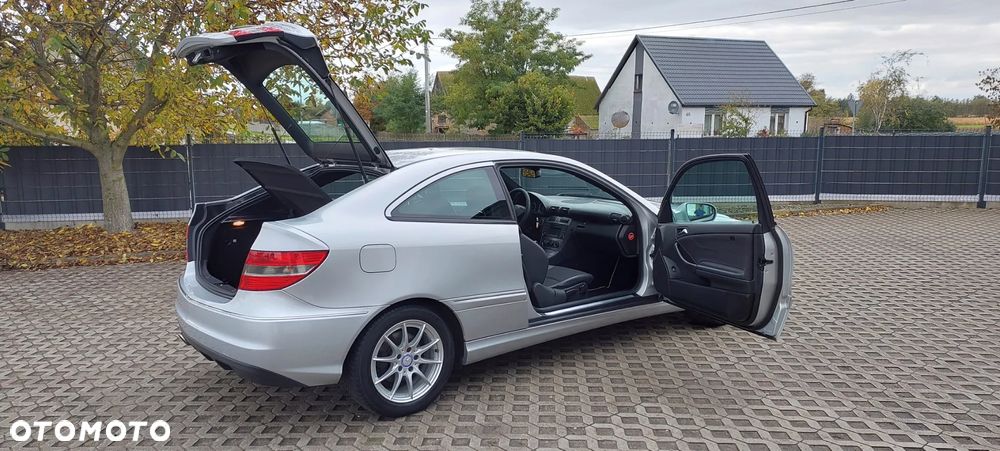 Mercedes-Benz CLC - 24