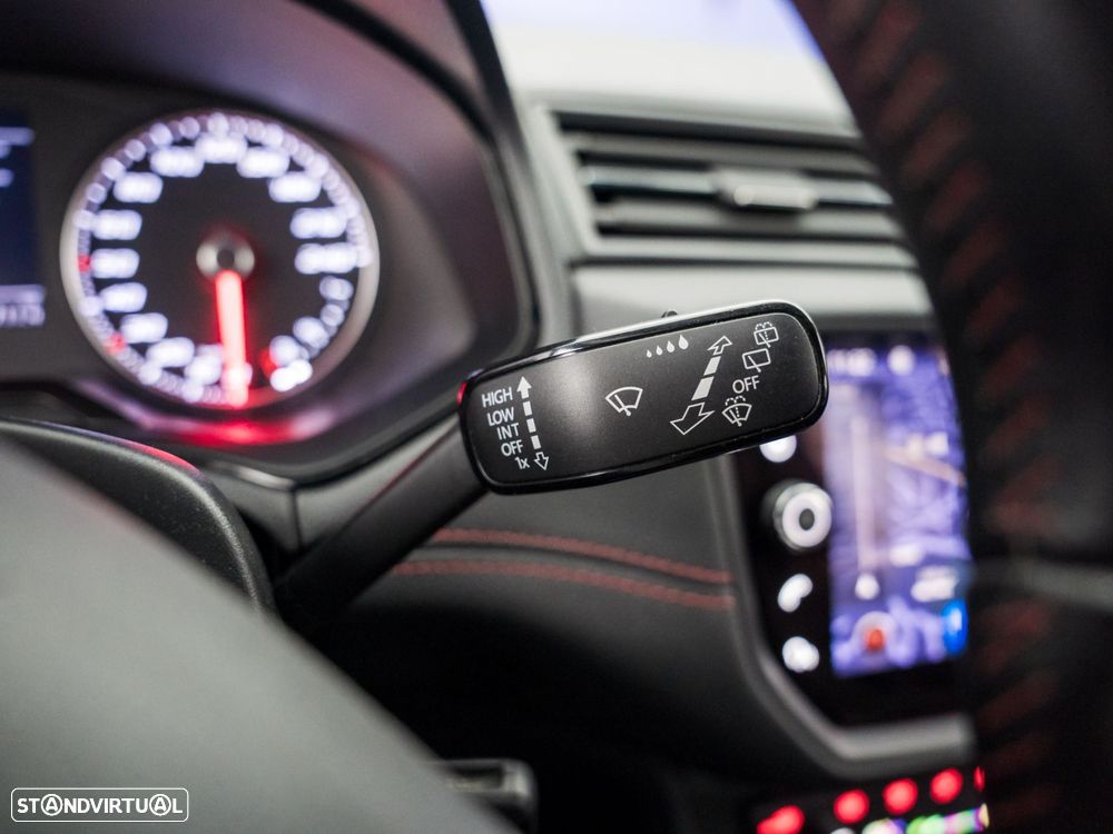 SEAT Arona 1.0 TSI FR - 22