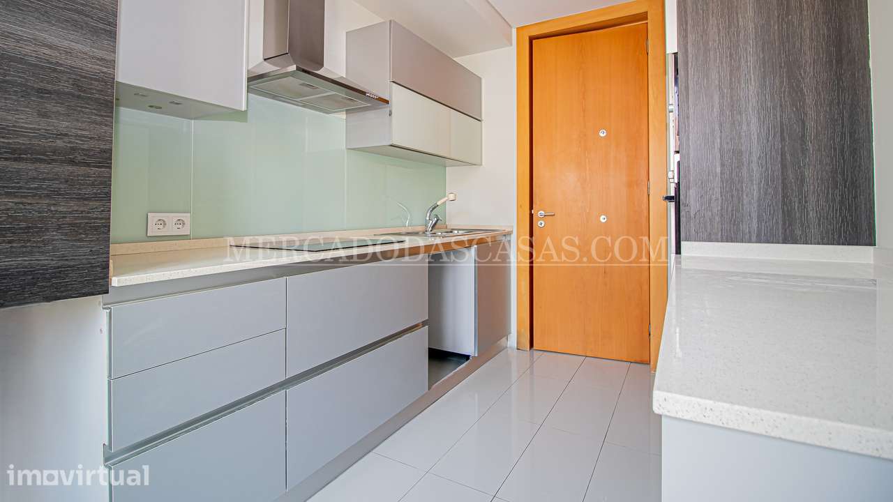 Apartamento T3 Duplex centro de Espinho - Grande imagem: 4/21