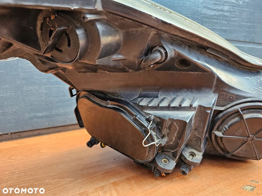 LAMPA SOCZEWKA LEWY PRZÓD LEWA PRZEDNIA OPEL CORSA D EUROPA 13186385 - 9