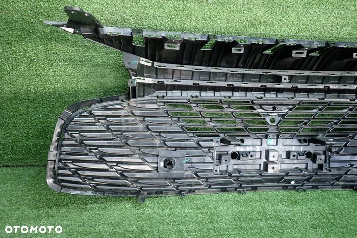 MG HS II 24- atrapa grill - 11